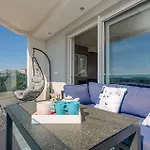2 Bedroom Amazing In Apartment