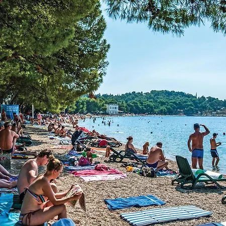 Apartman 2 Bedroom Cozy In Makarska