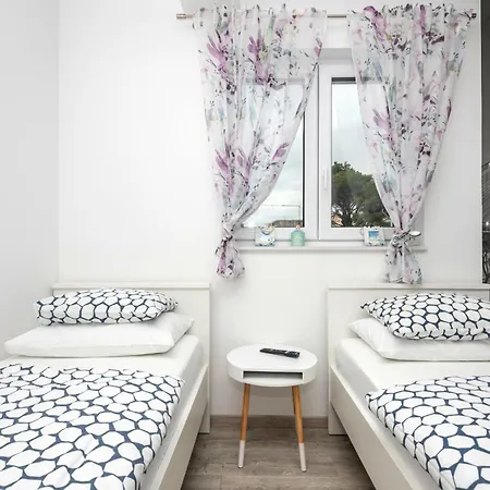 2 Bedroom Cozy In Apartman *