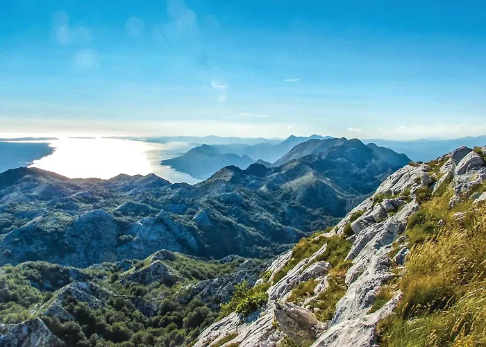 2 Bedroom Cozy In Apartament